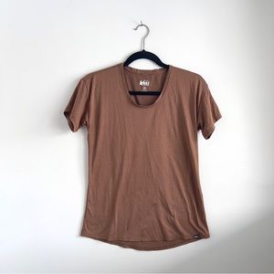REI Co-op Sahara T-Shirt - Great hiking T-shirt with SPF Protection